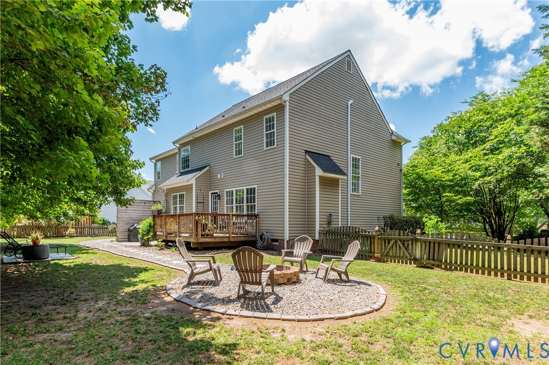 8320 Laurel Meadows Dr