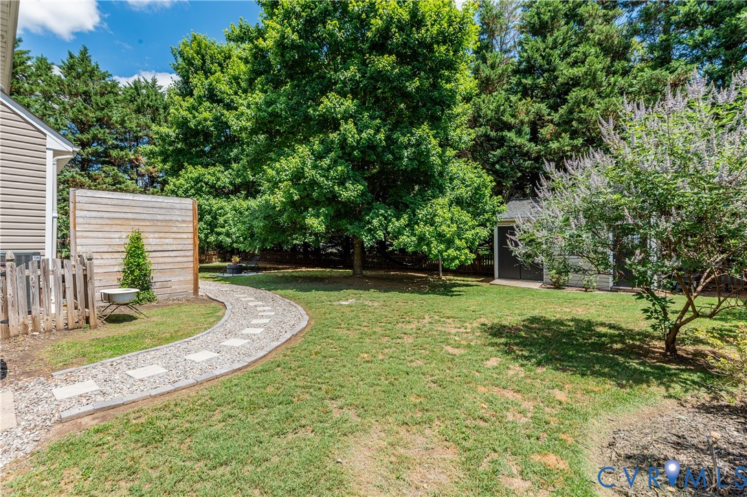 8320 Laurel Meadows Dr