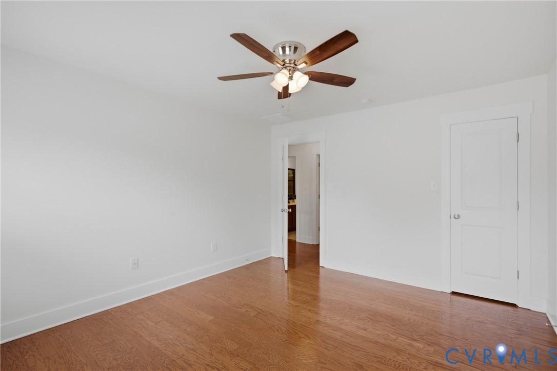 7551 English Boxwood Ln