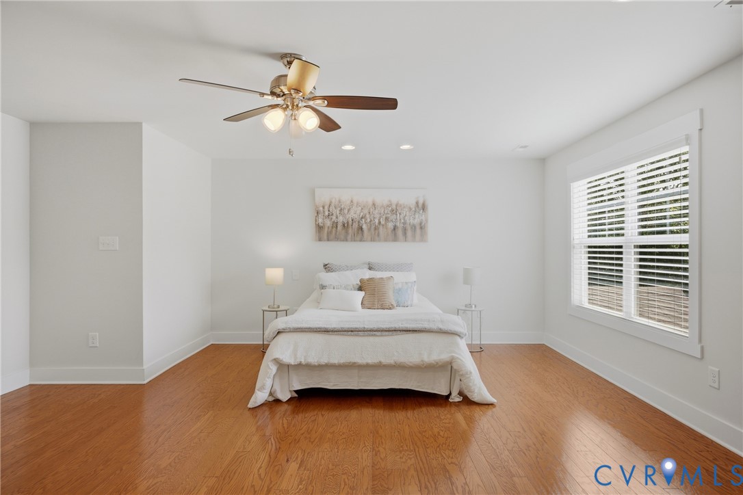 7551 English Boxwood Ln
