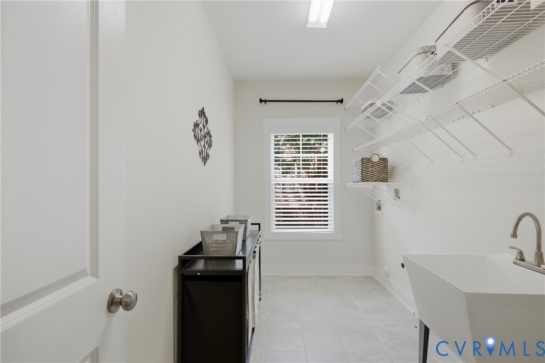 7551 English Boxwood Ln