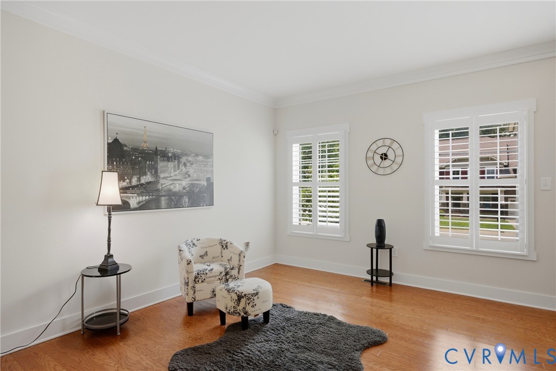 7551 English Boxwood Ln