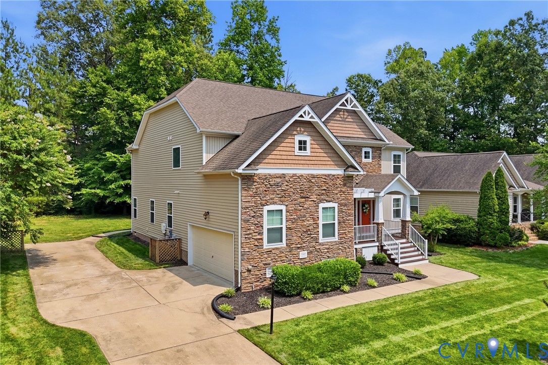 7551 English Boxwood Ln