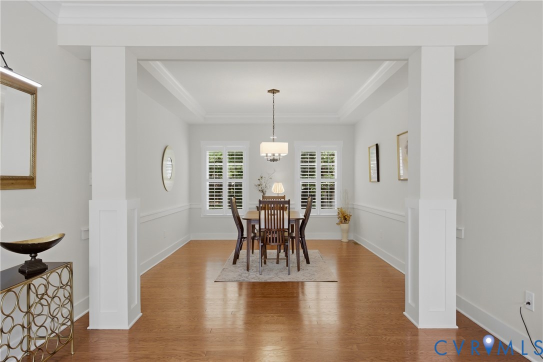 7551 English Boxwood Ln