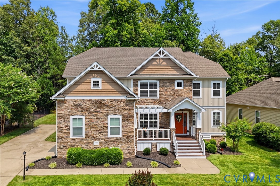 7551 English Boxwood Ln