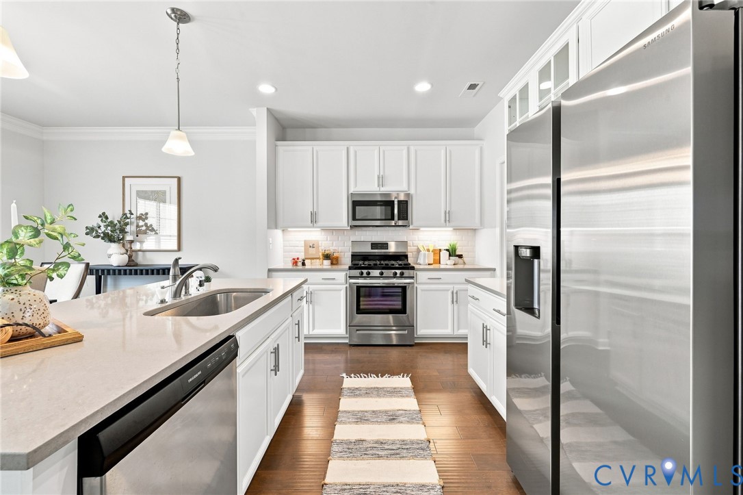 8147 Carriage Homes Dr