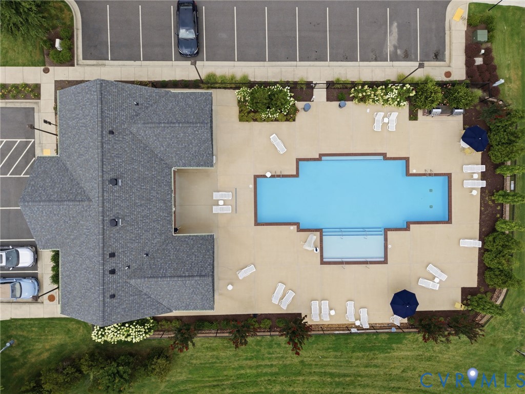 8147 Carriage Homes Dr