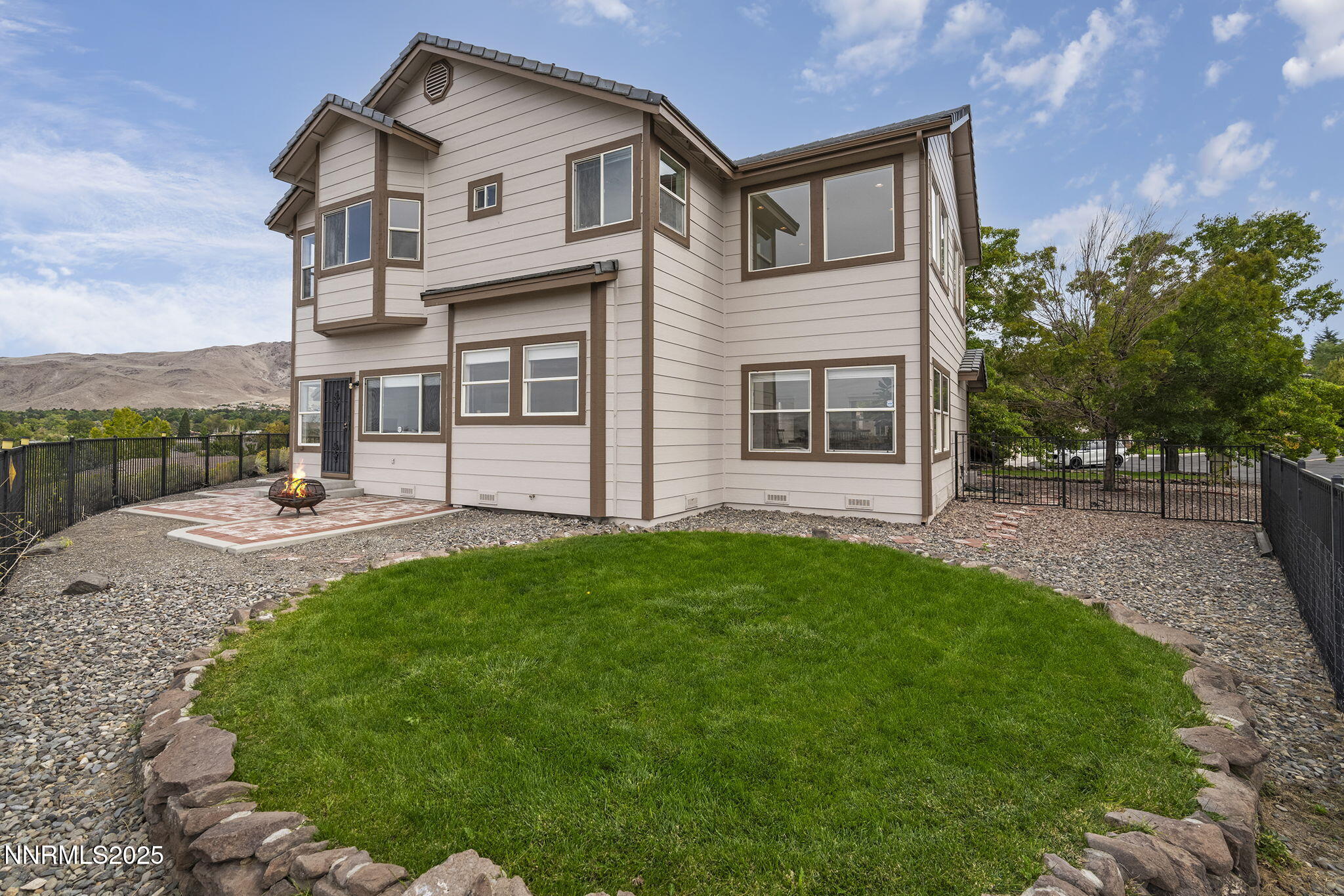 5409 Greenview Court