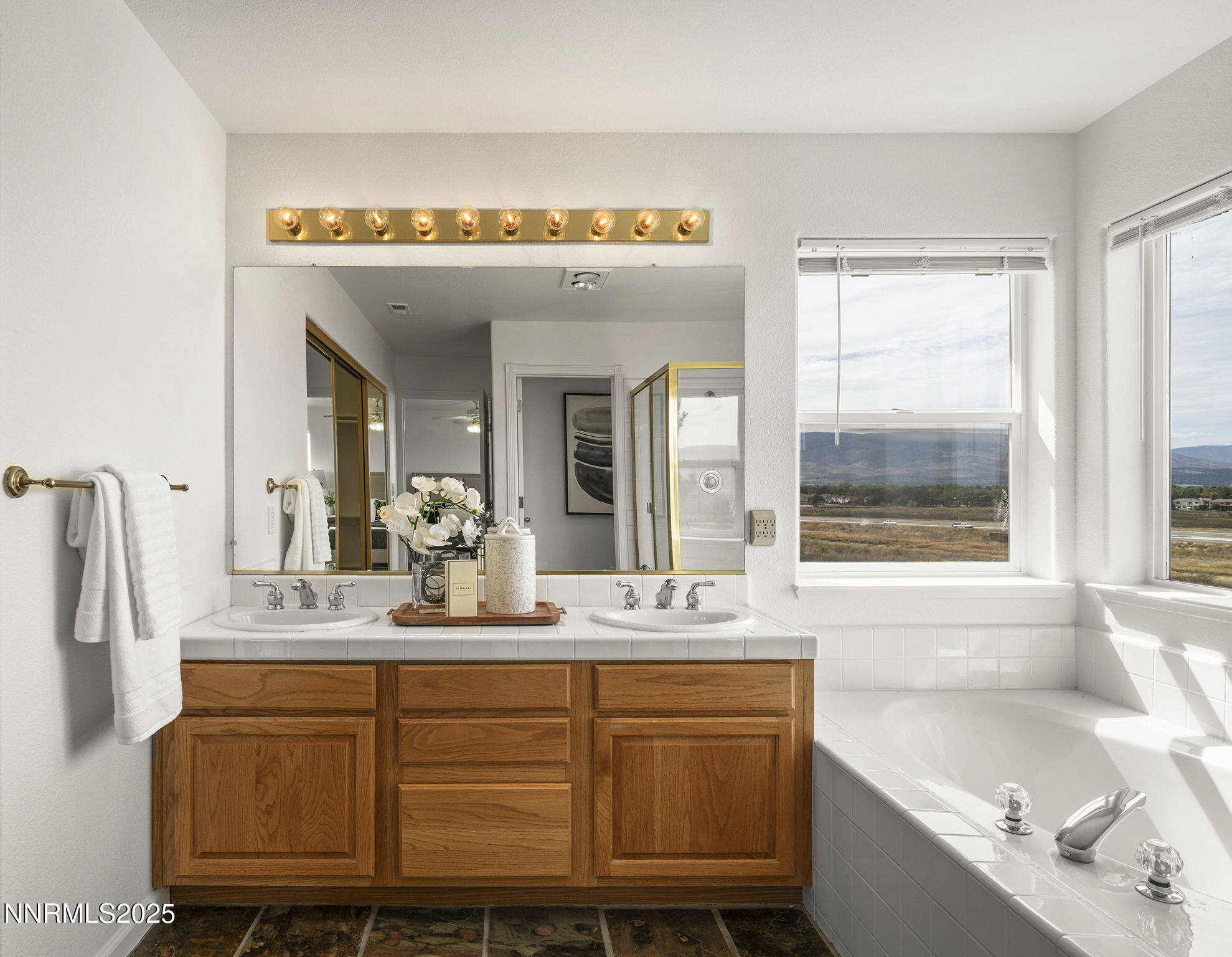 5409 Greenview Court