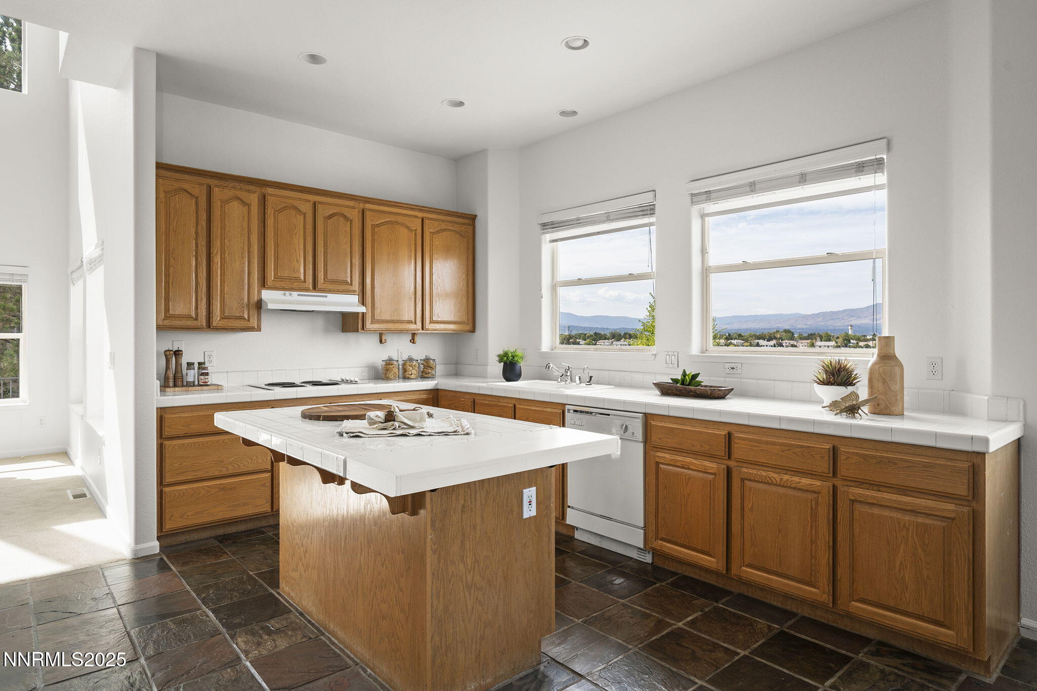 5409 Greenview Court