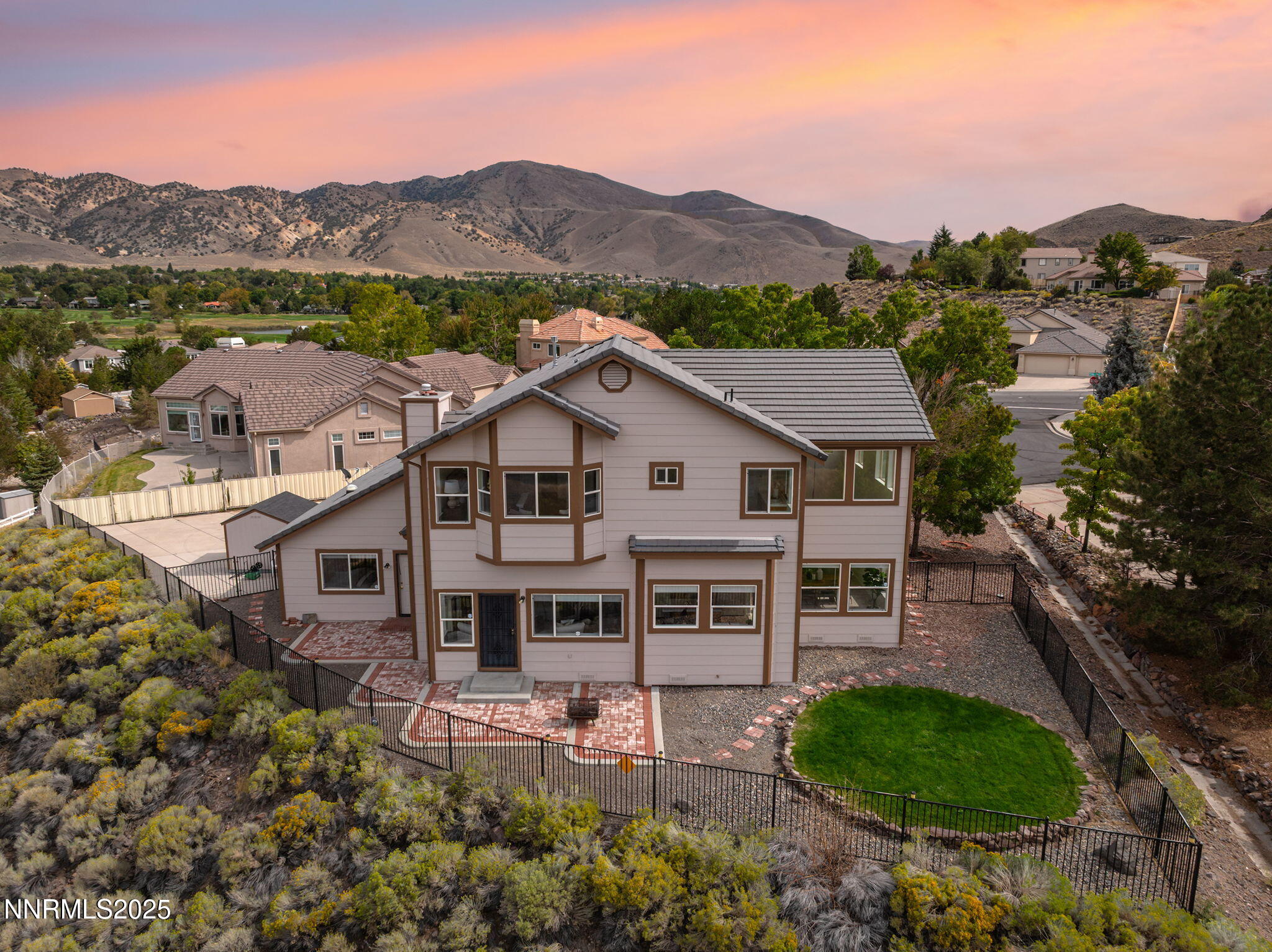 5409 Greenview Court