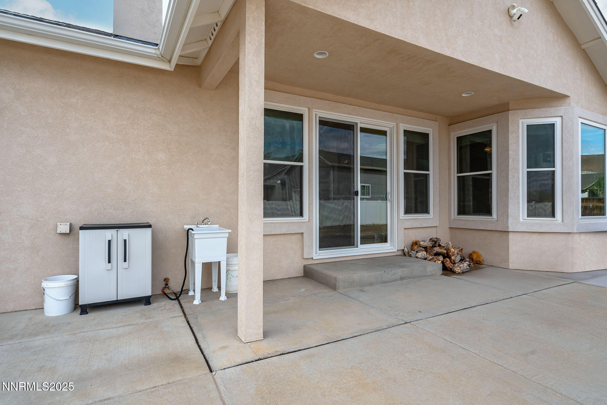 1094 Rawhide Drive