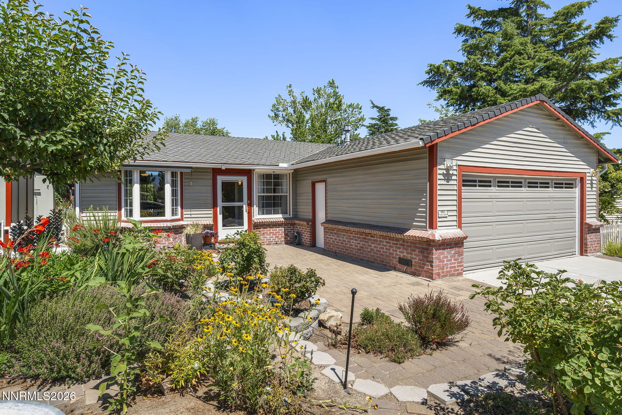 3907 Buckingham Square
