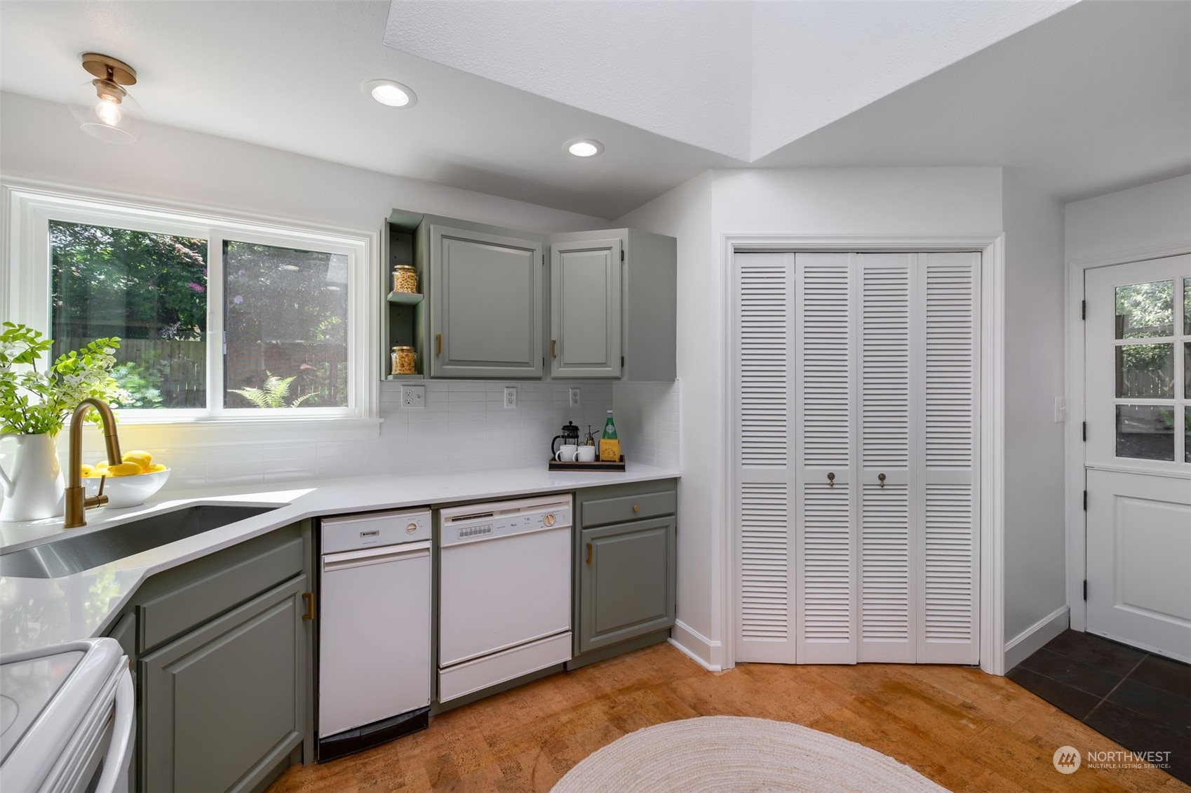 3803 NE 95th Street