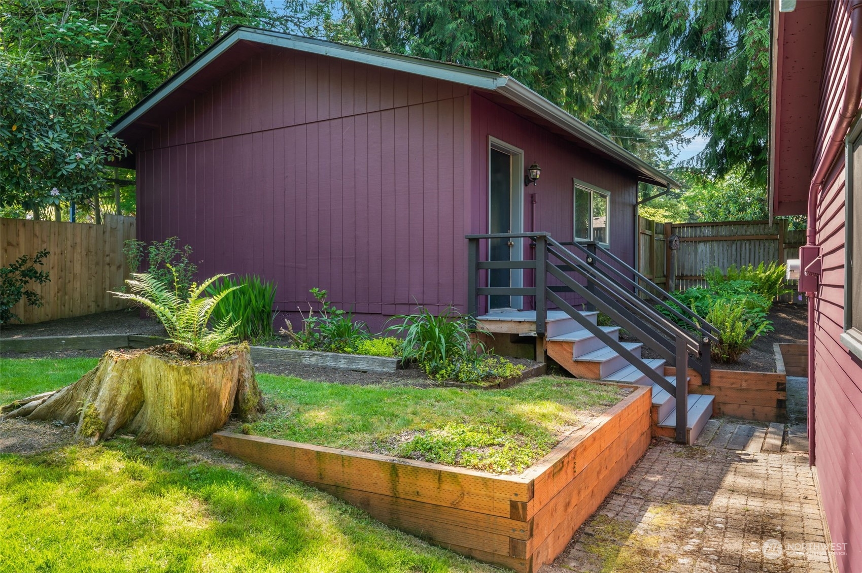 3803 NE 95th Street
