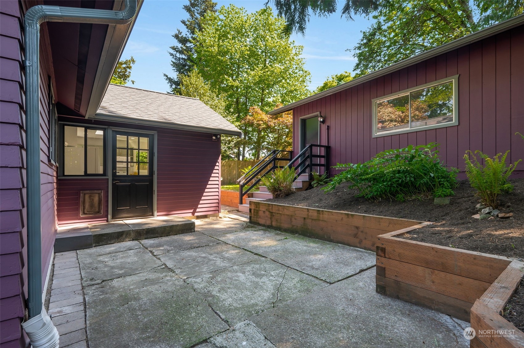 3803 NE 95th Street