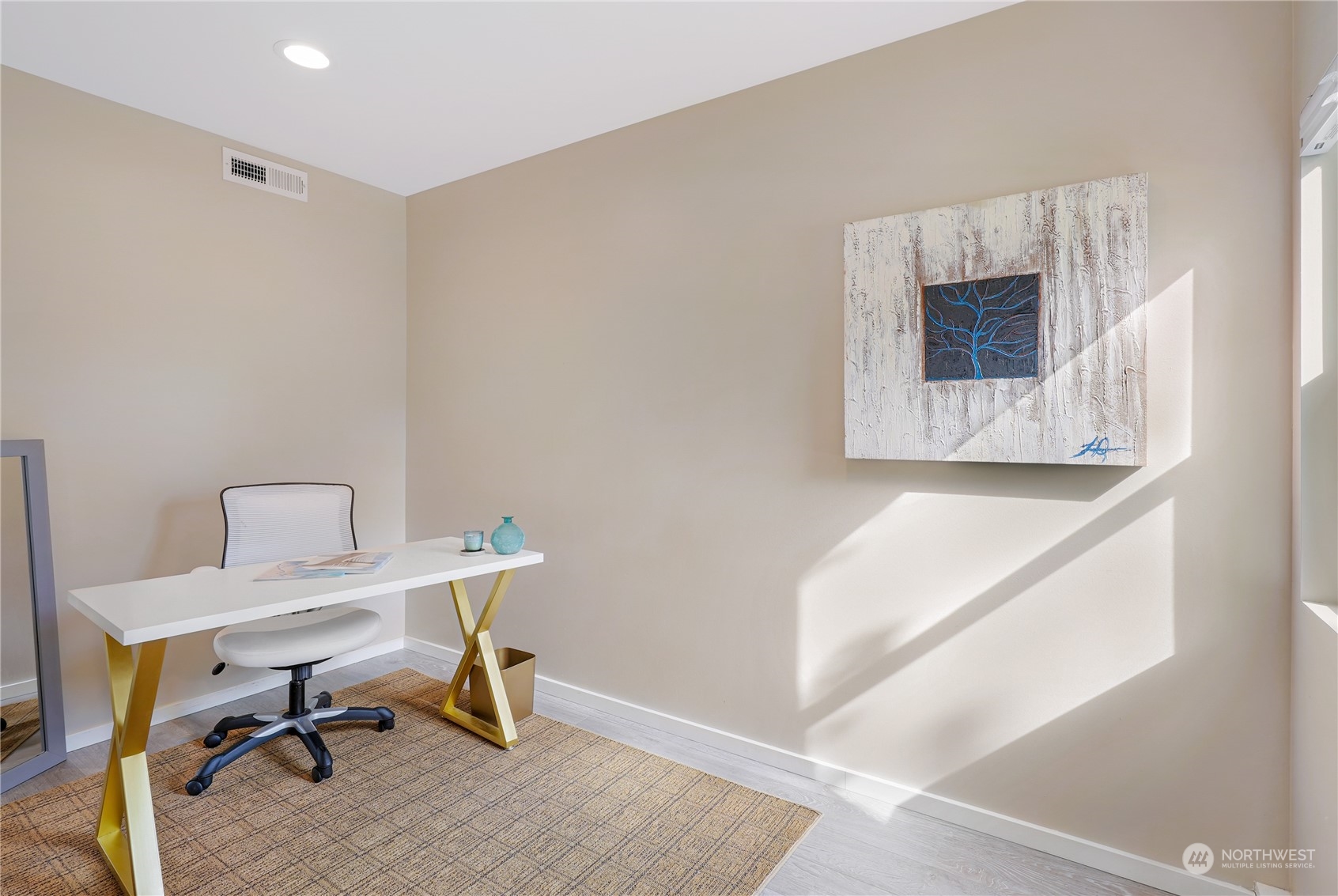 25521 223rd Court SE