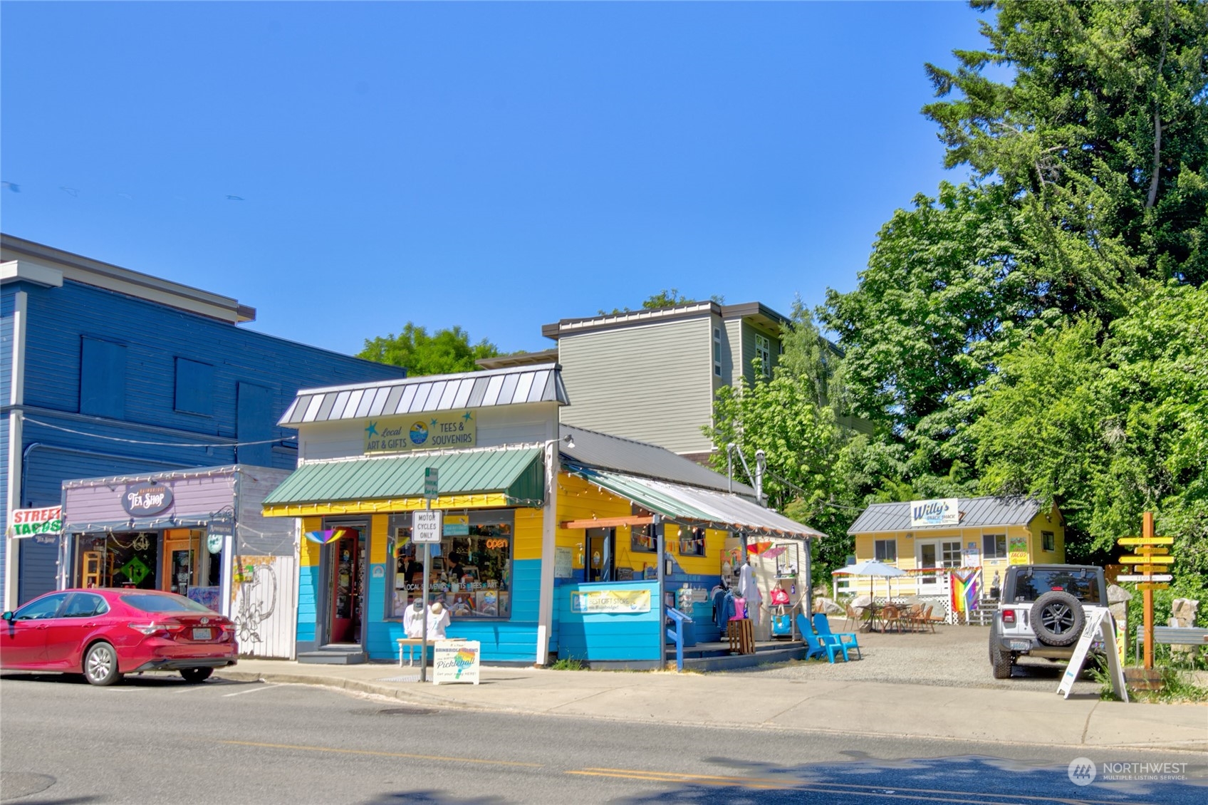 465 Winslow Way E Unit: 211