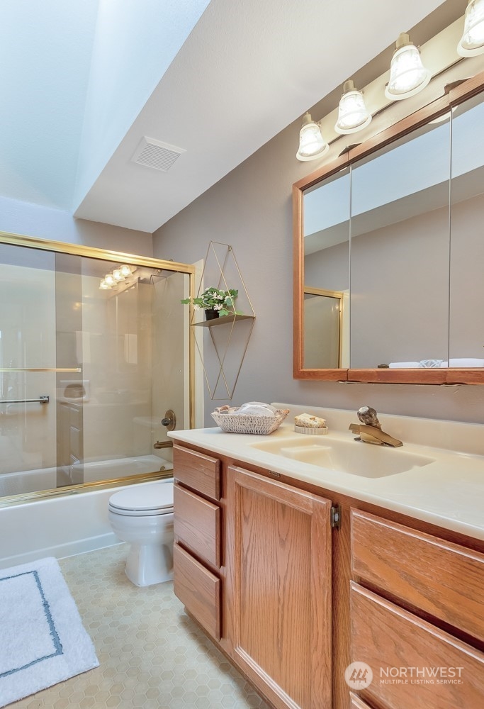 910 S 248th Street Unit: 5