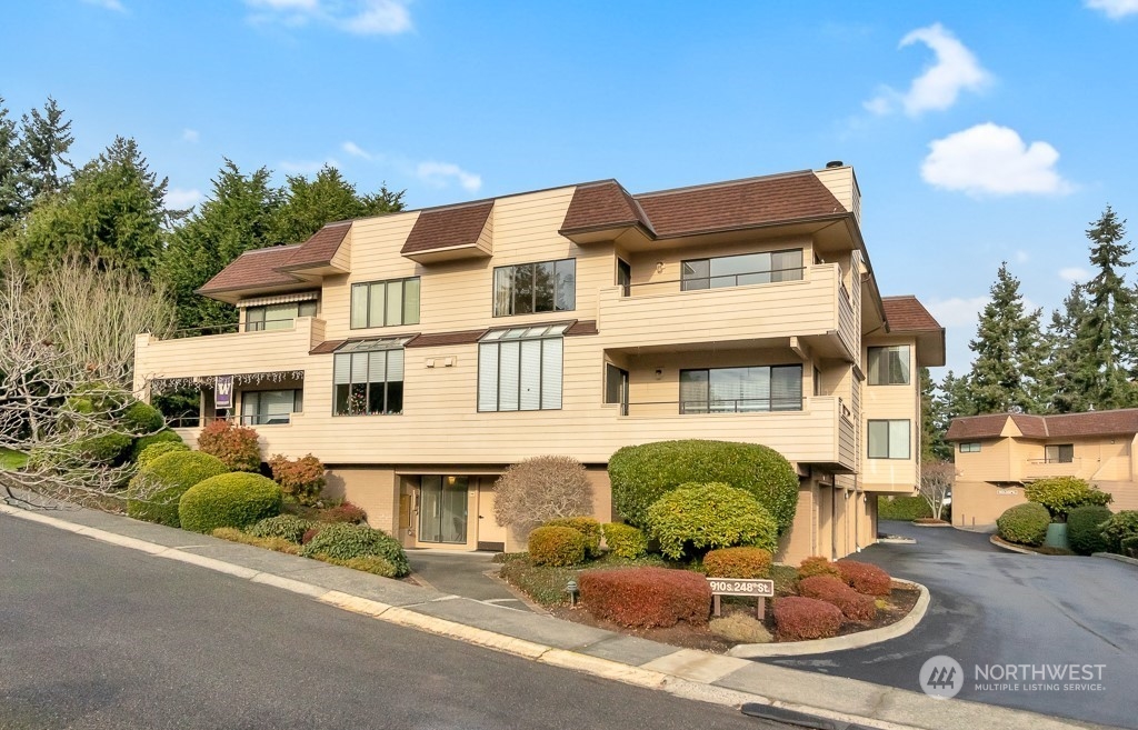 910 S 248th Street Unit: 5