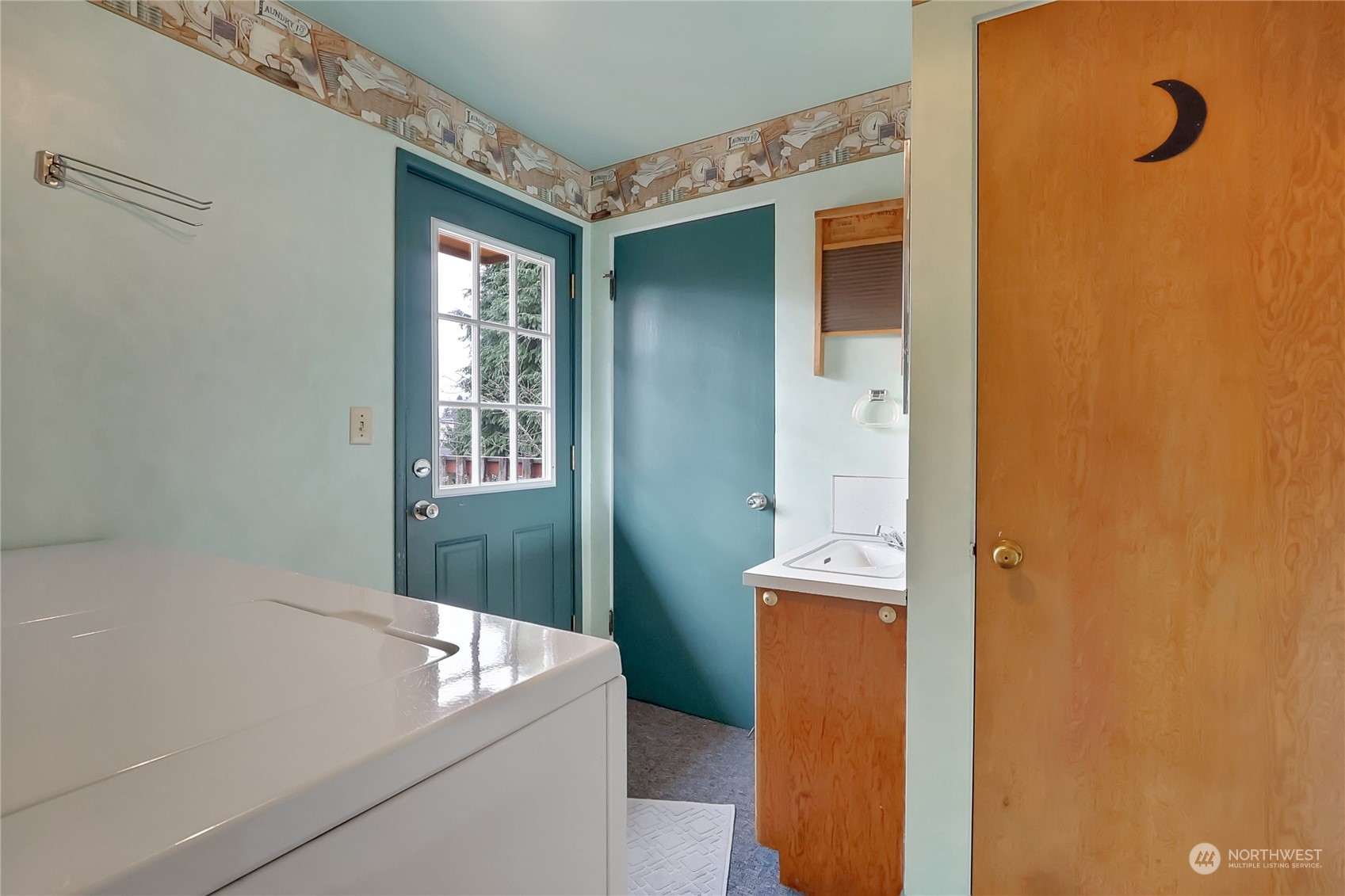 5602 N 23rd