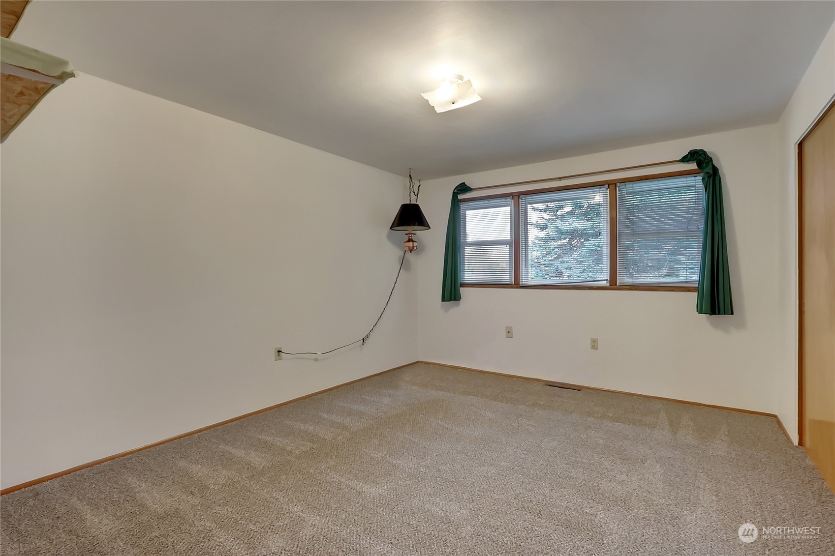 5602 N 23rd