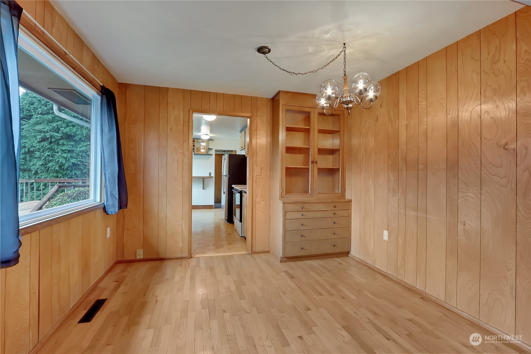 5602 N 23rd
