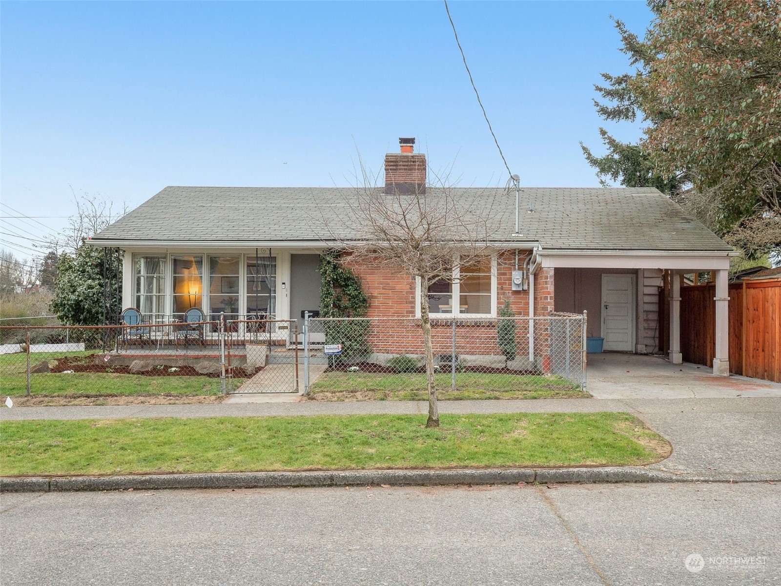 7904 39th Avenue SW