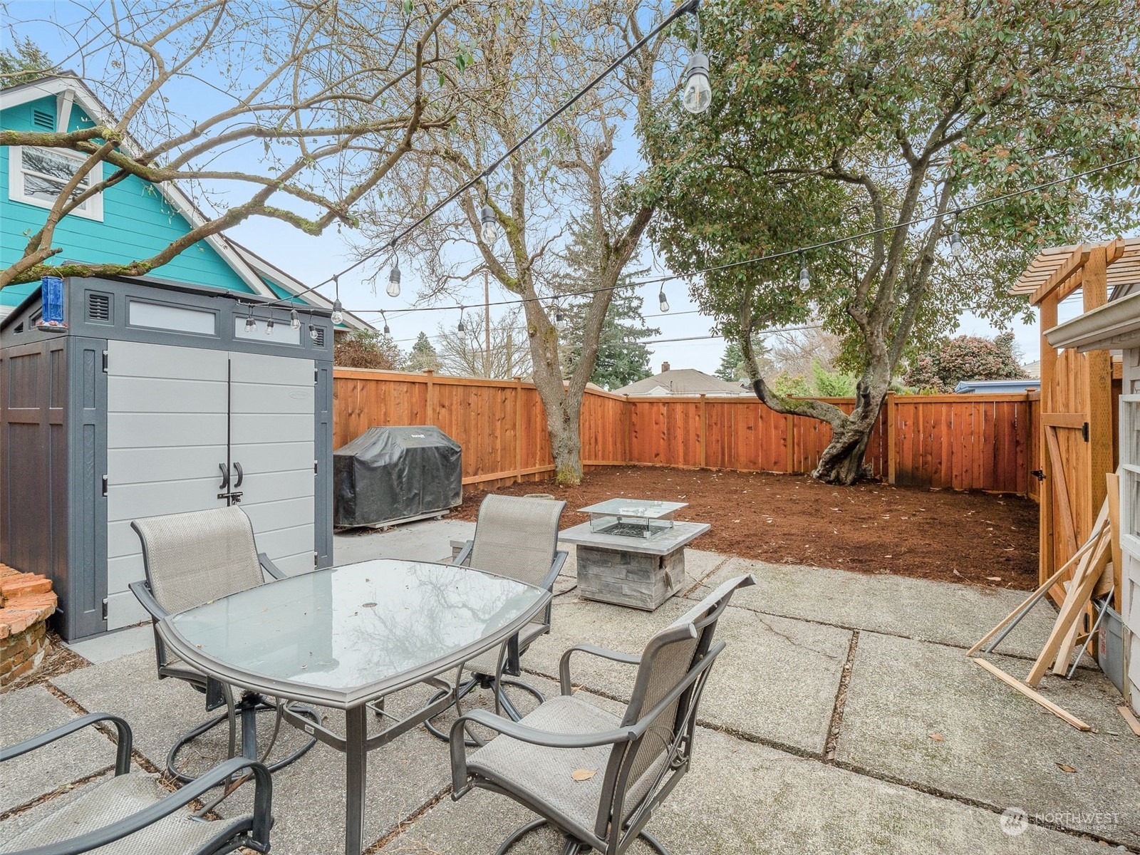 7904 39th Avenue SW