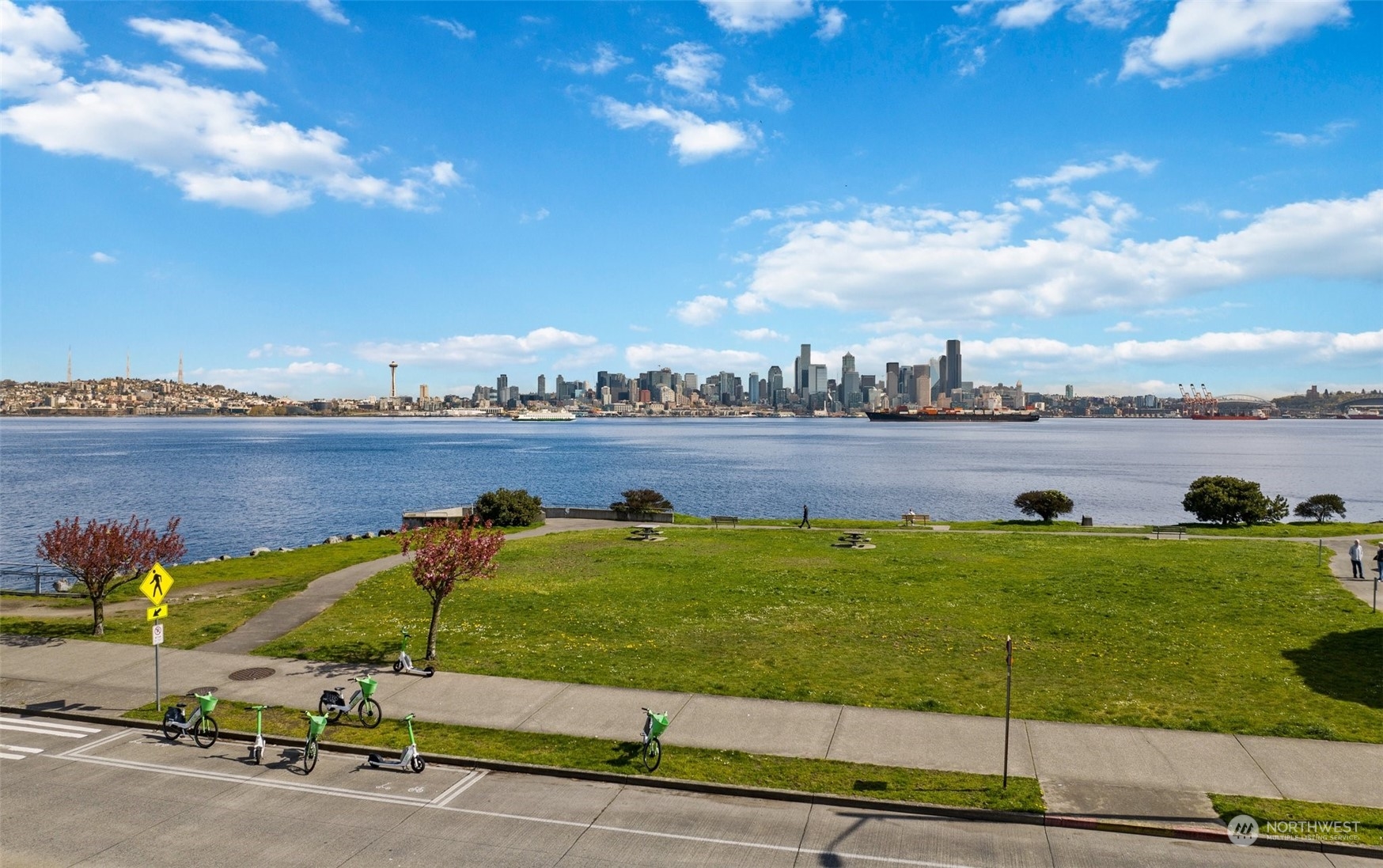 1101 Harbor Avenue SW Unit: 2B