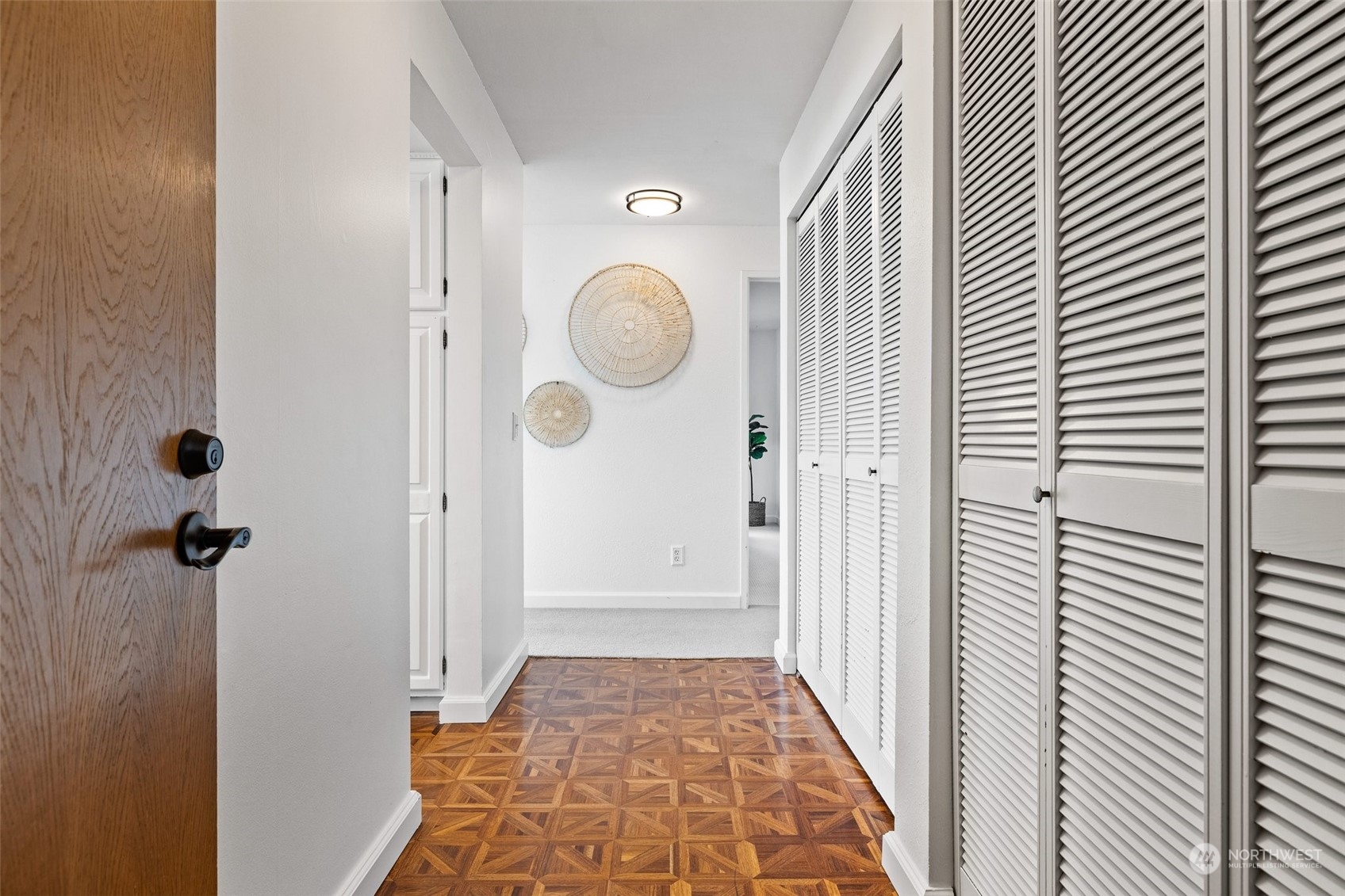 1101 Harbor Avenue SW Unit: 2B