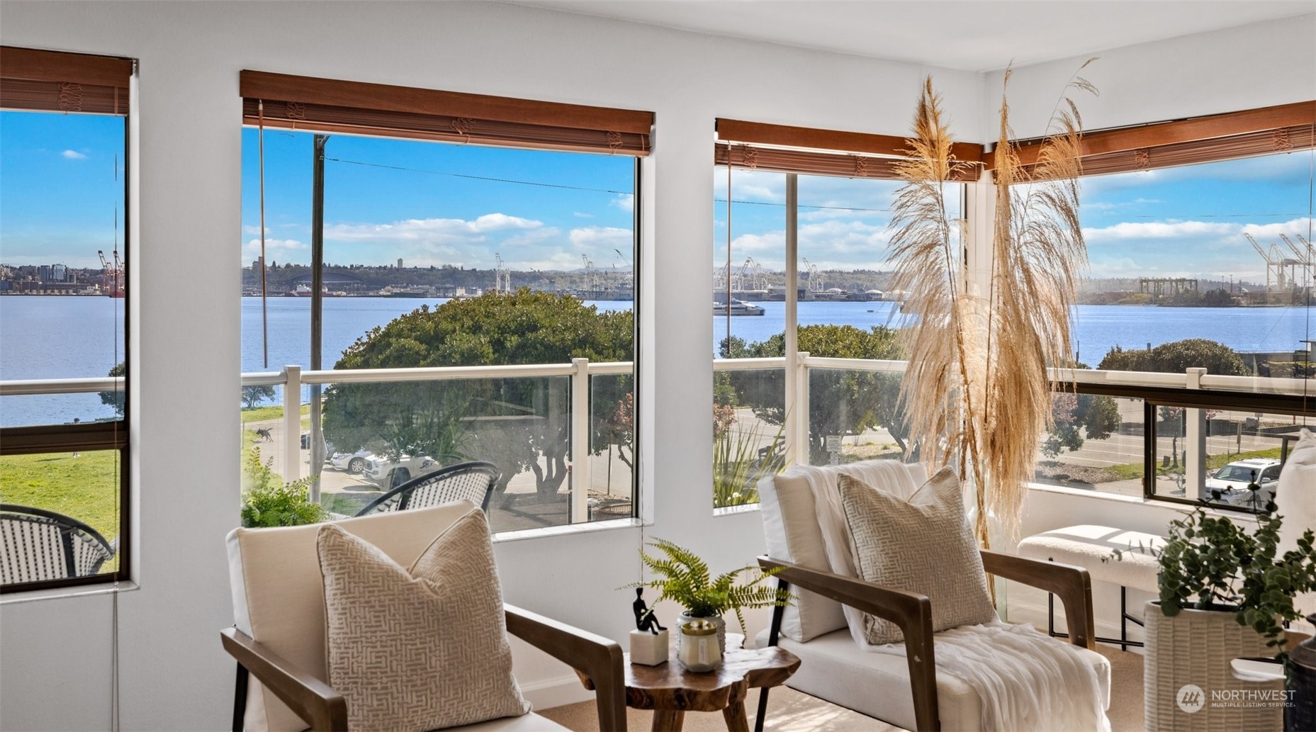 1101 Harbor Avenue SW Unit: 2B