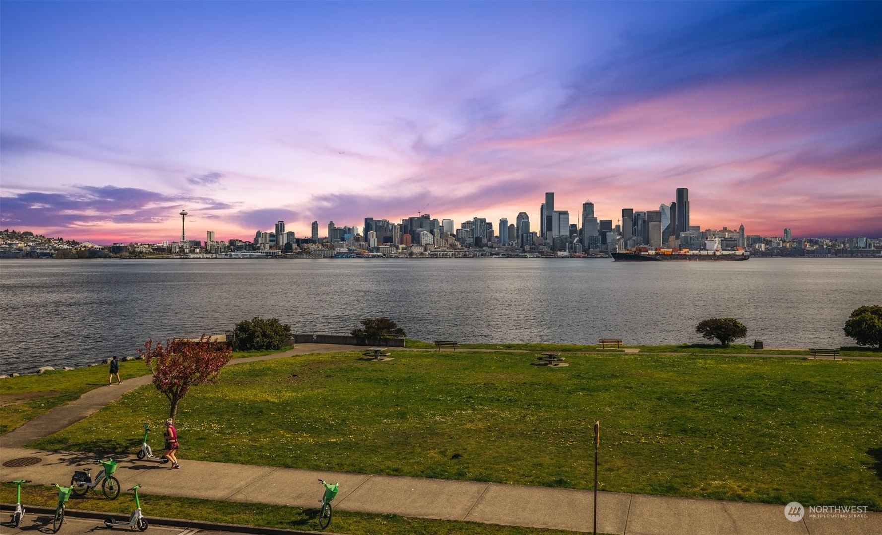 1101 Harbor Avenue SW Unit: 2B