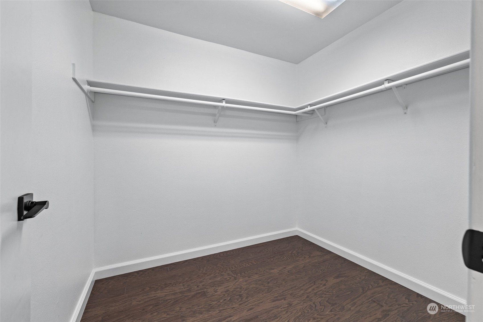 1101 Harbor Avenue SW Unit: 2B