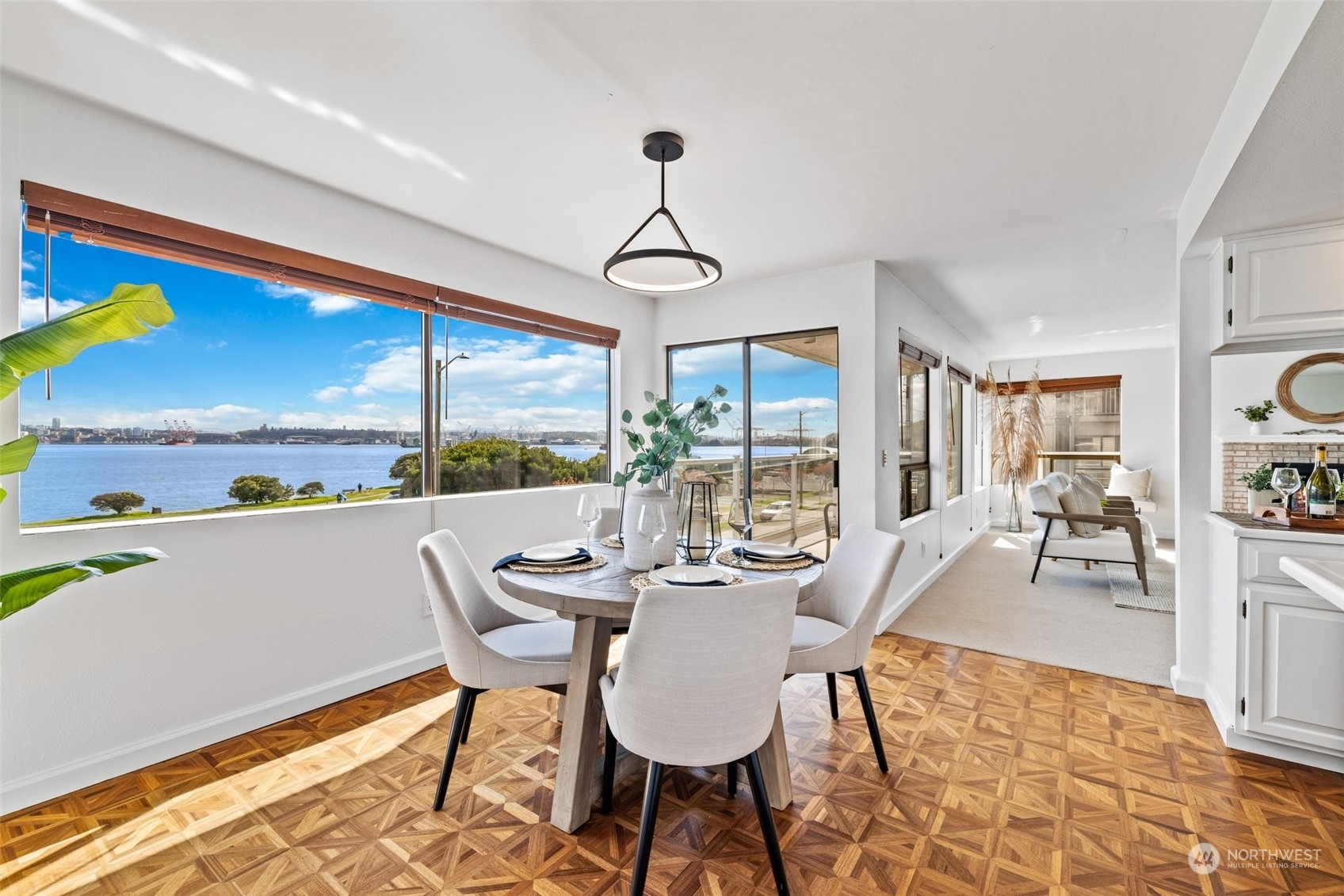 1101 Harbor Avenue SW Unit: 2B