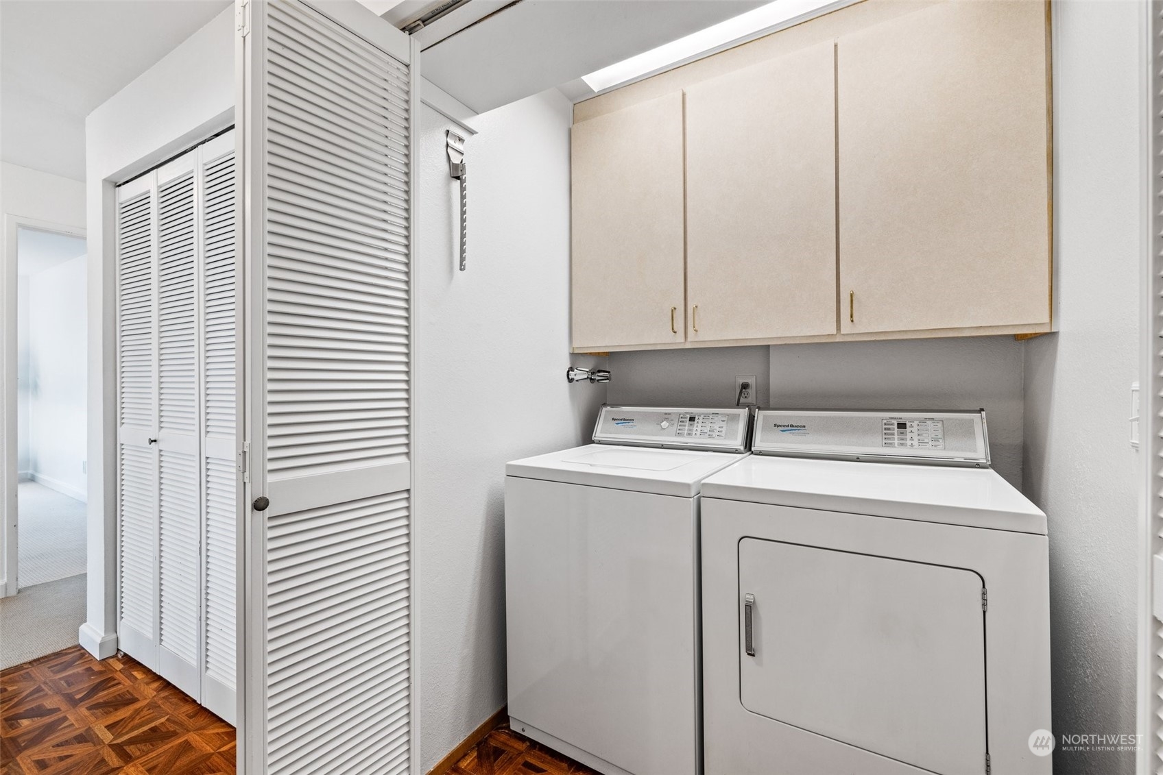 1101 Harbor Avenue SW Unit: 2B