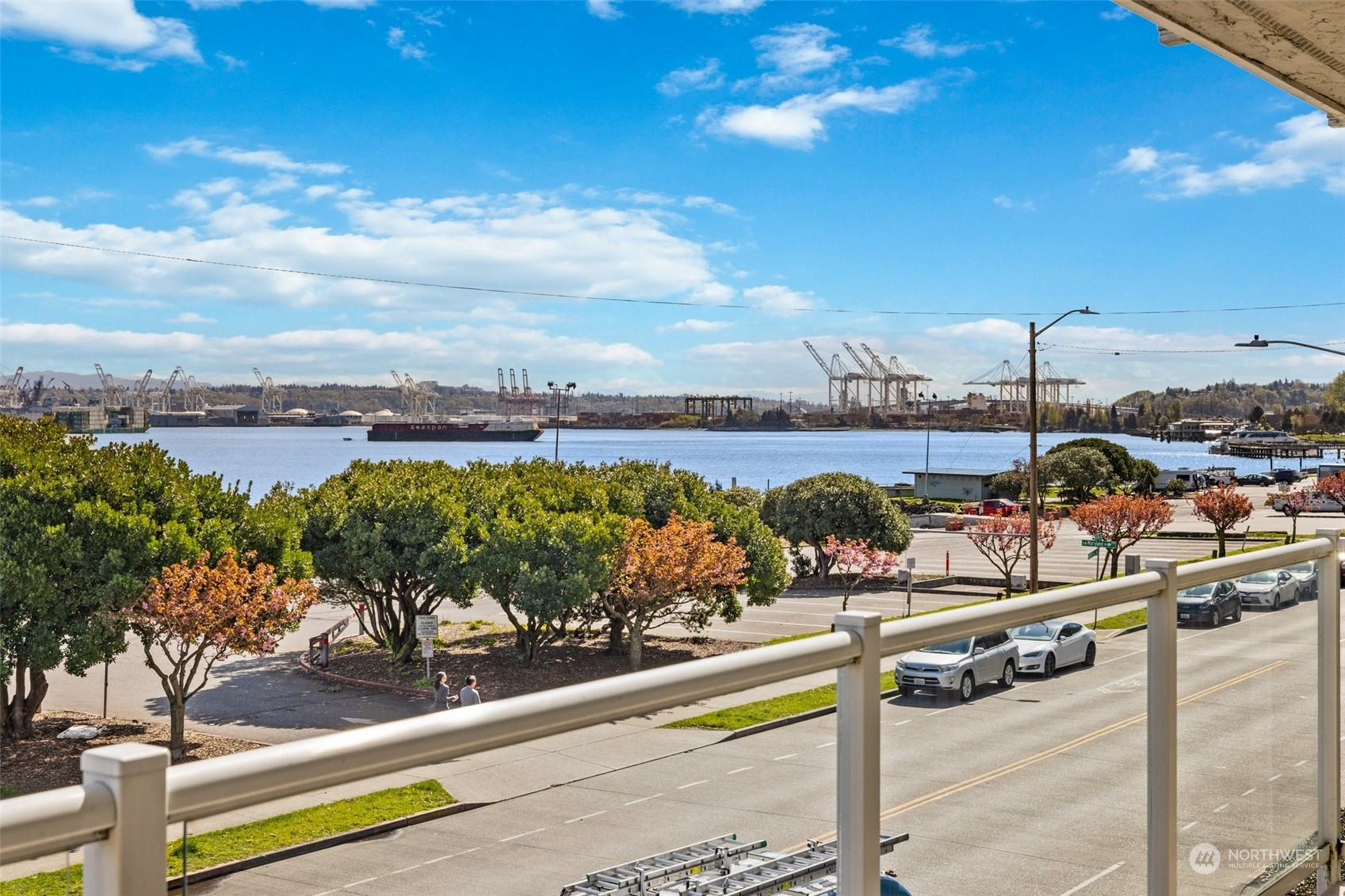 1101 Harbor Avenue SW Unit: 2B