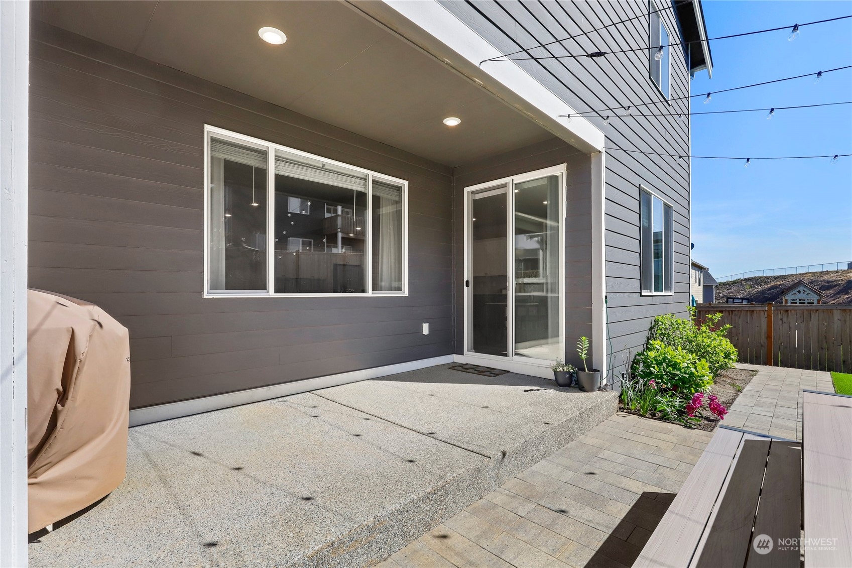 1025 Timberline Avenue