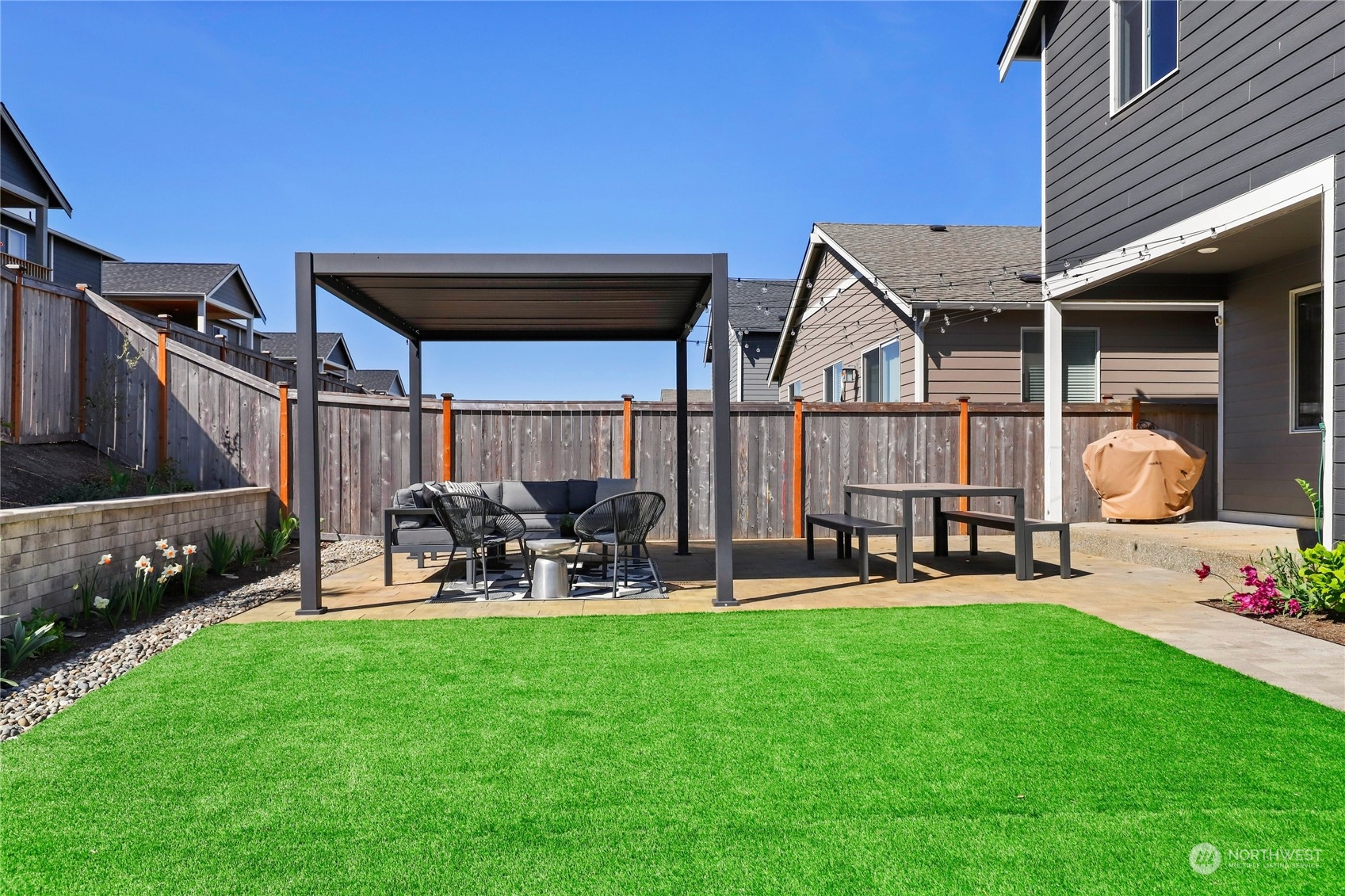 1025 Timberline Avenue