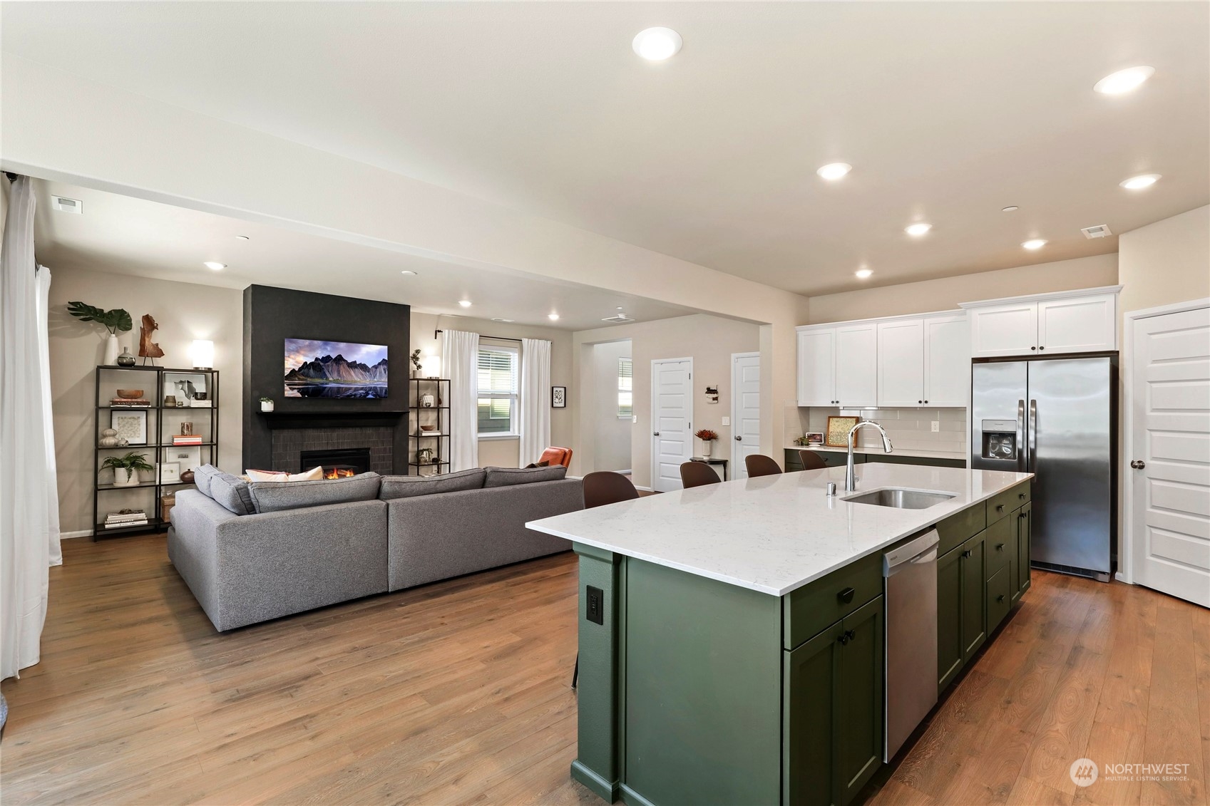 1025 Timberline Avenue