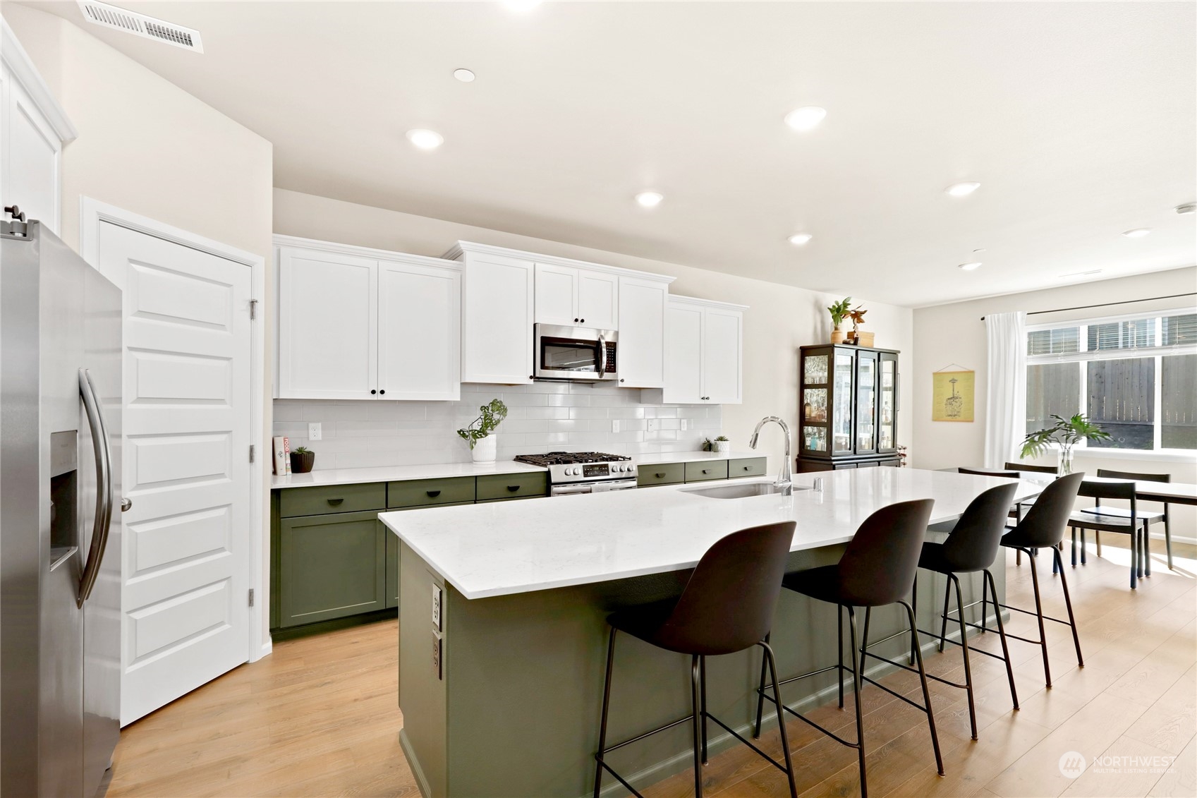 1025 Timberline Avenue