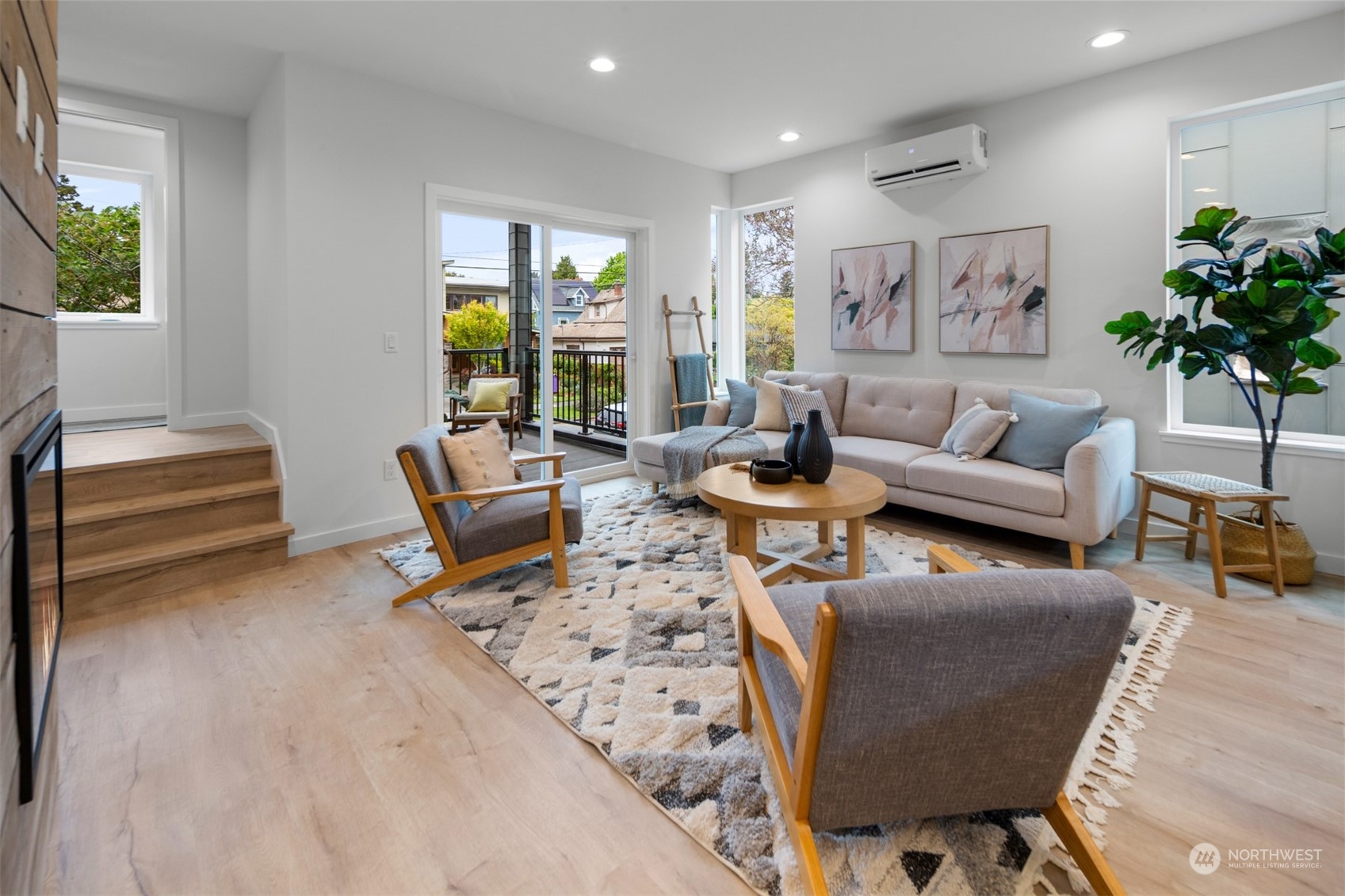 1113 B NW 59th Street