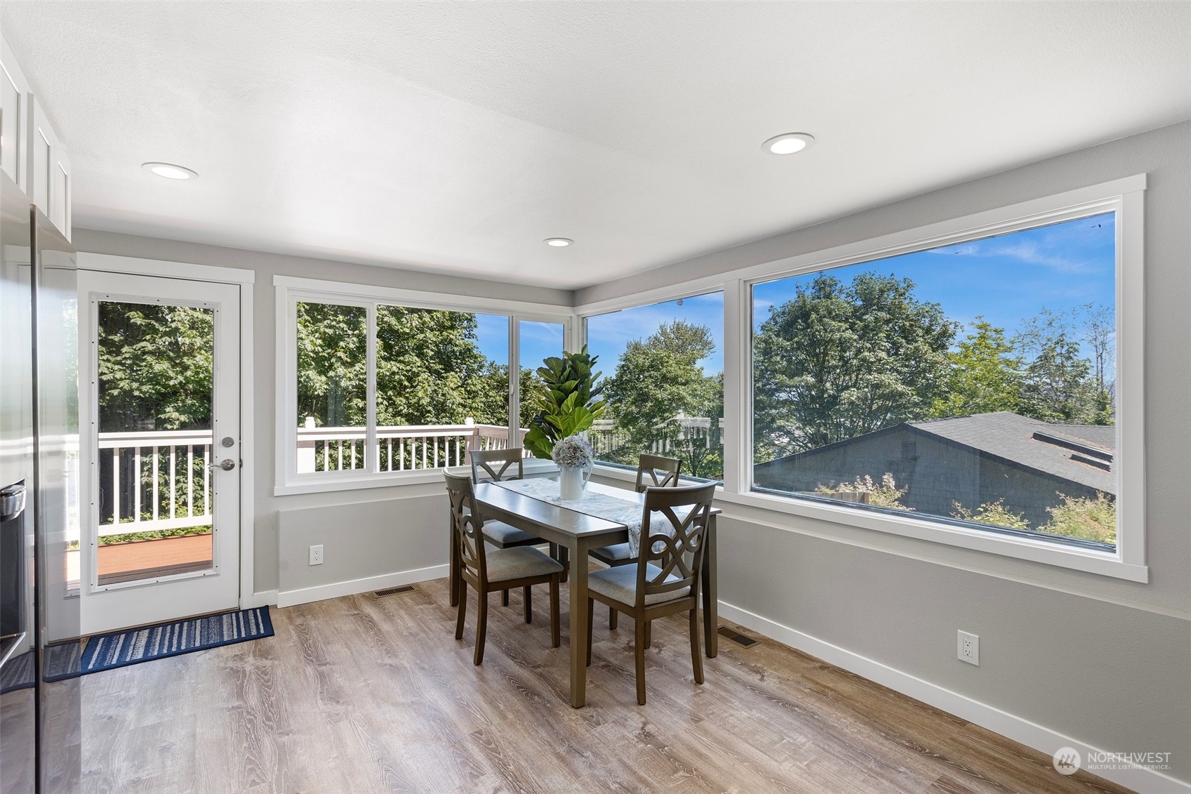 318 S 104th Street