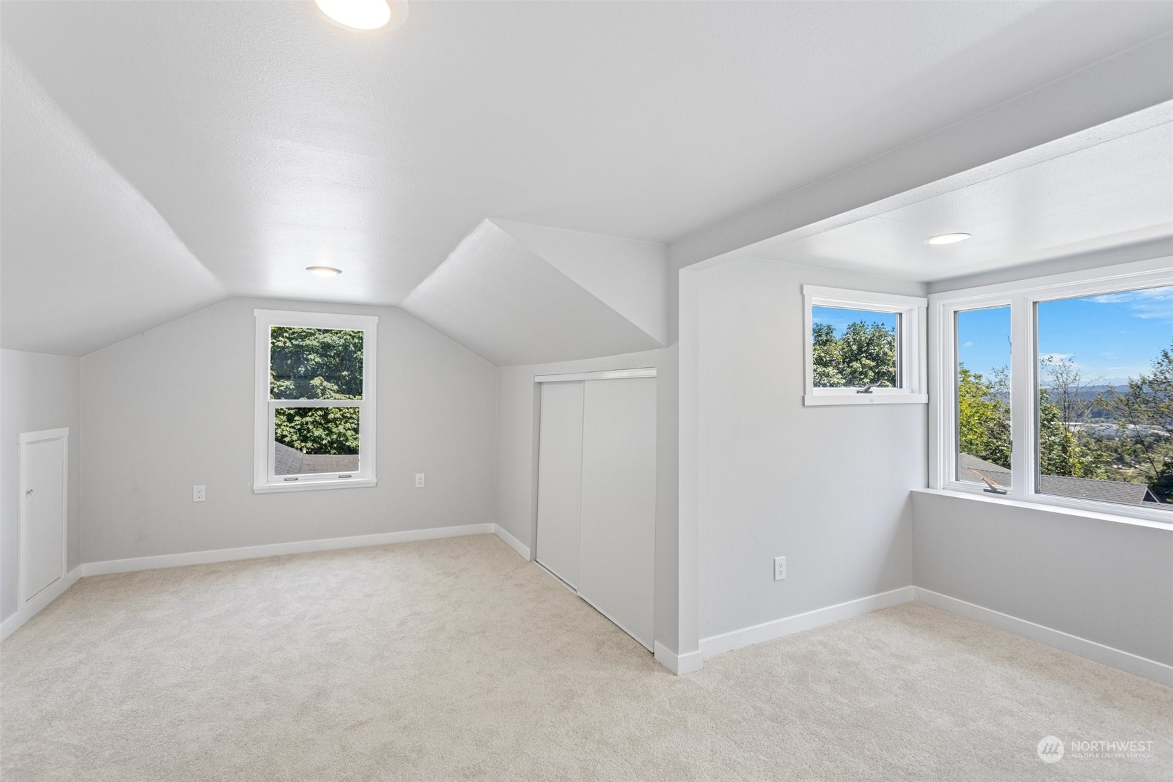 318 S 104th Street