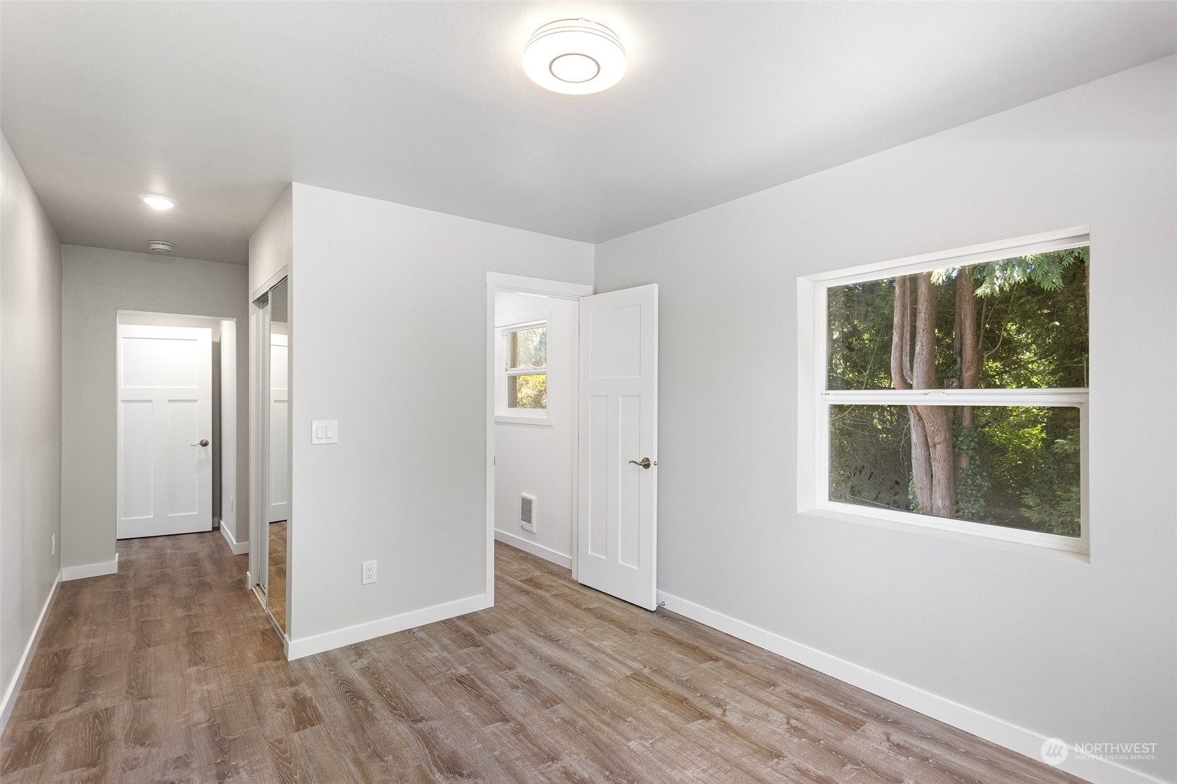 318 S 104th Street