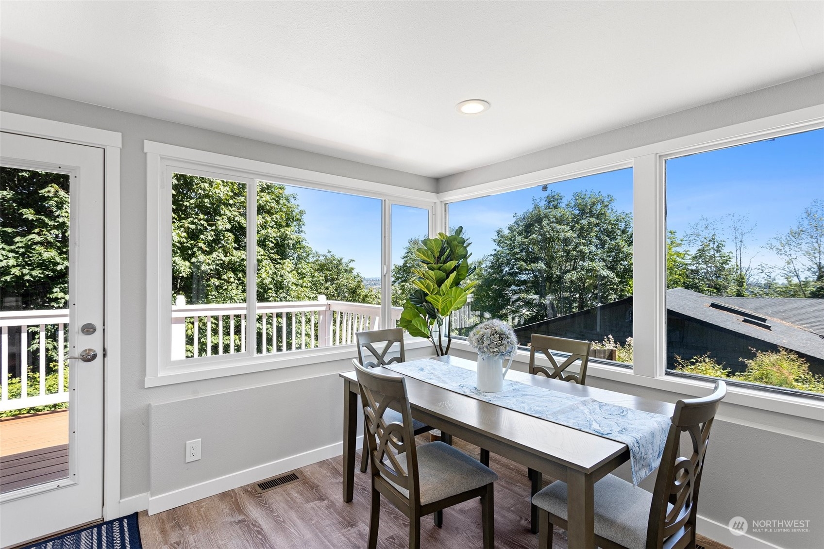 318 S 104th Street