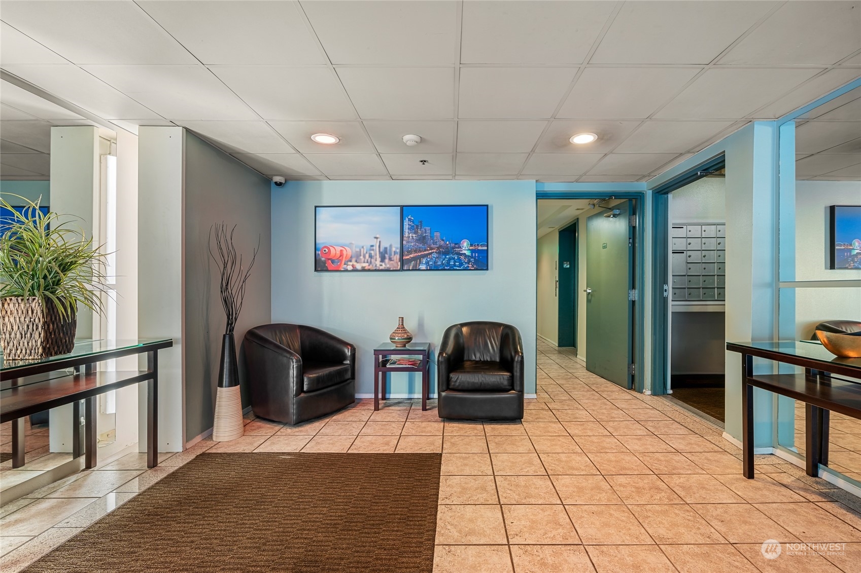 530 Melrose Avenue E Unit: 607