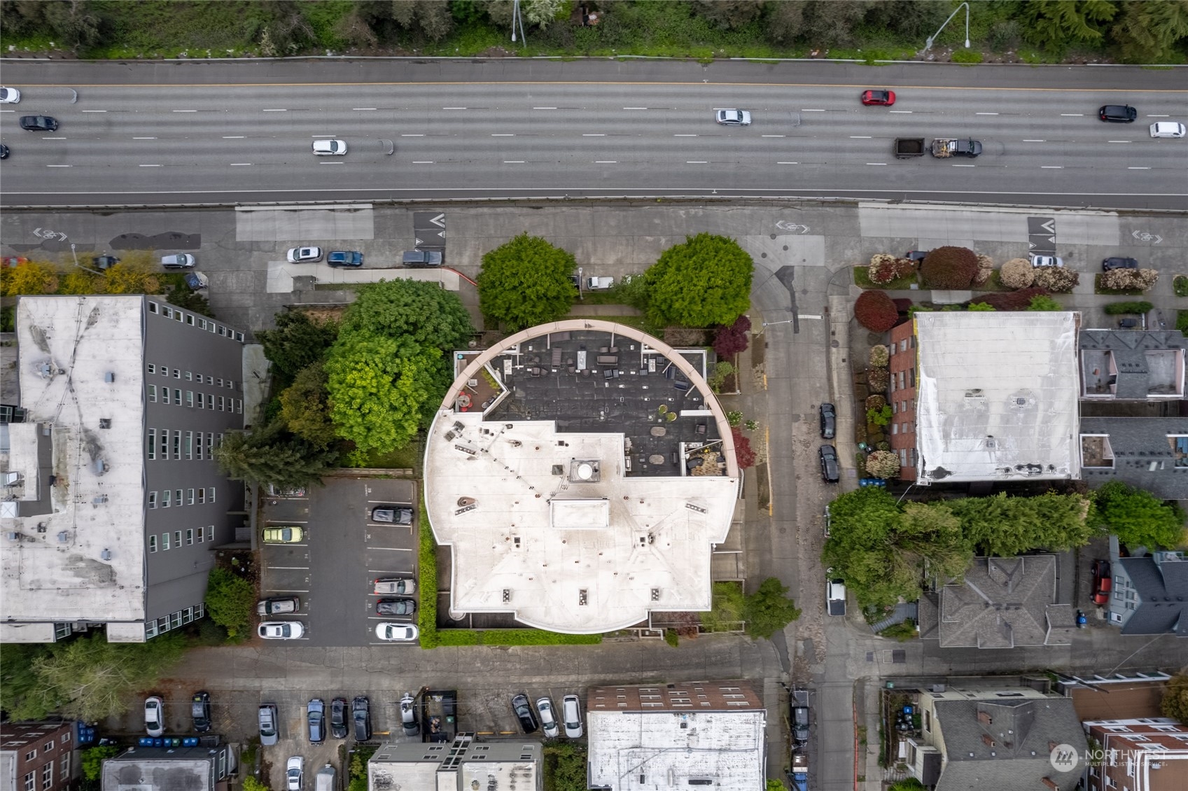 530 Melrose Avenue E Unit: 607