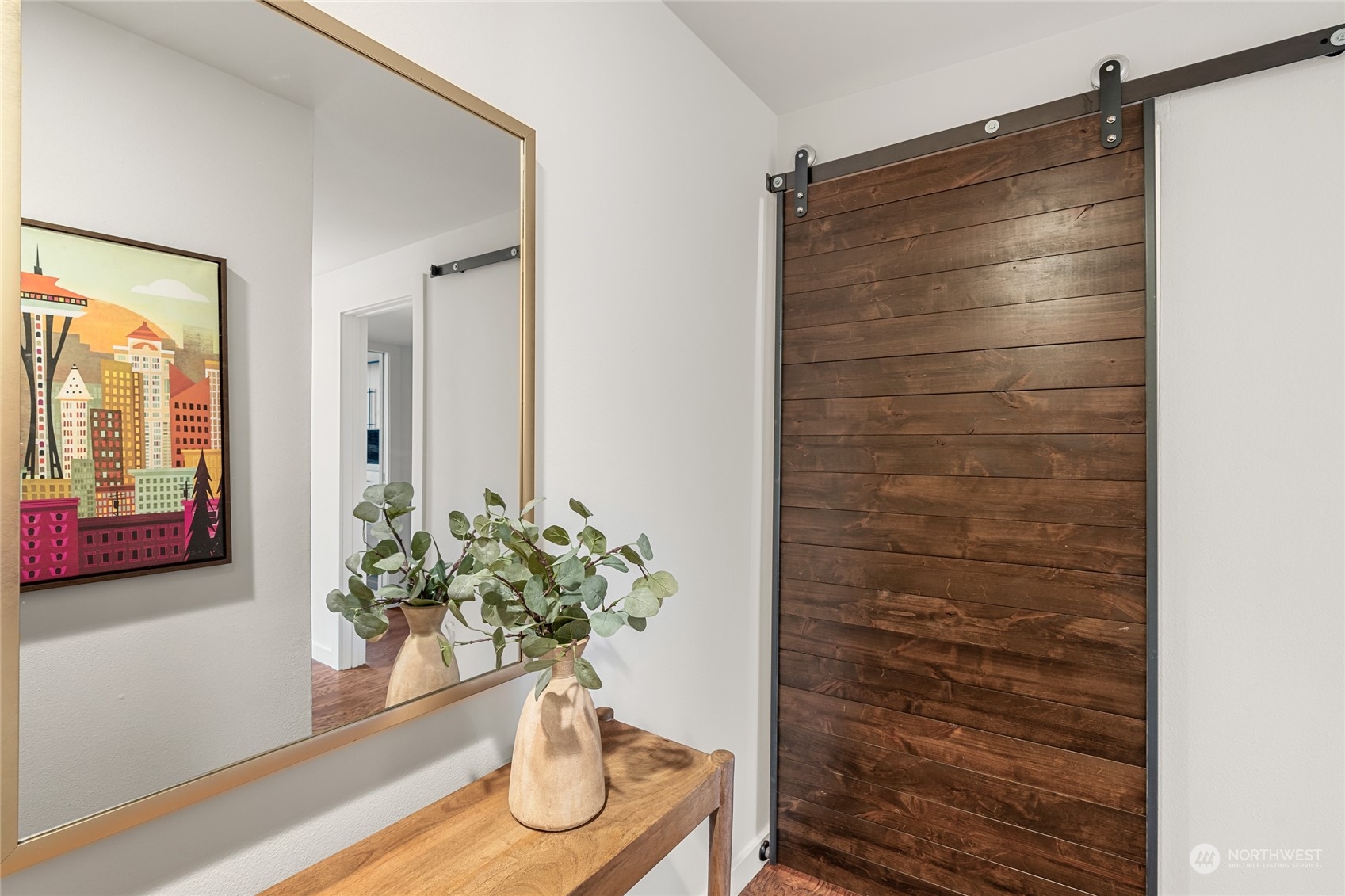 530 Melrose Avenue E Unit: 607