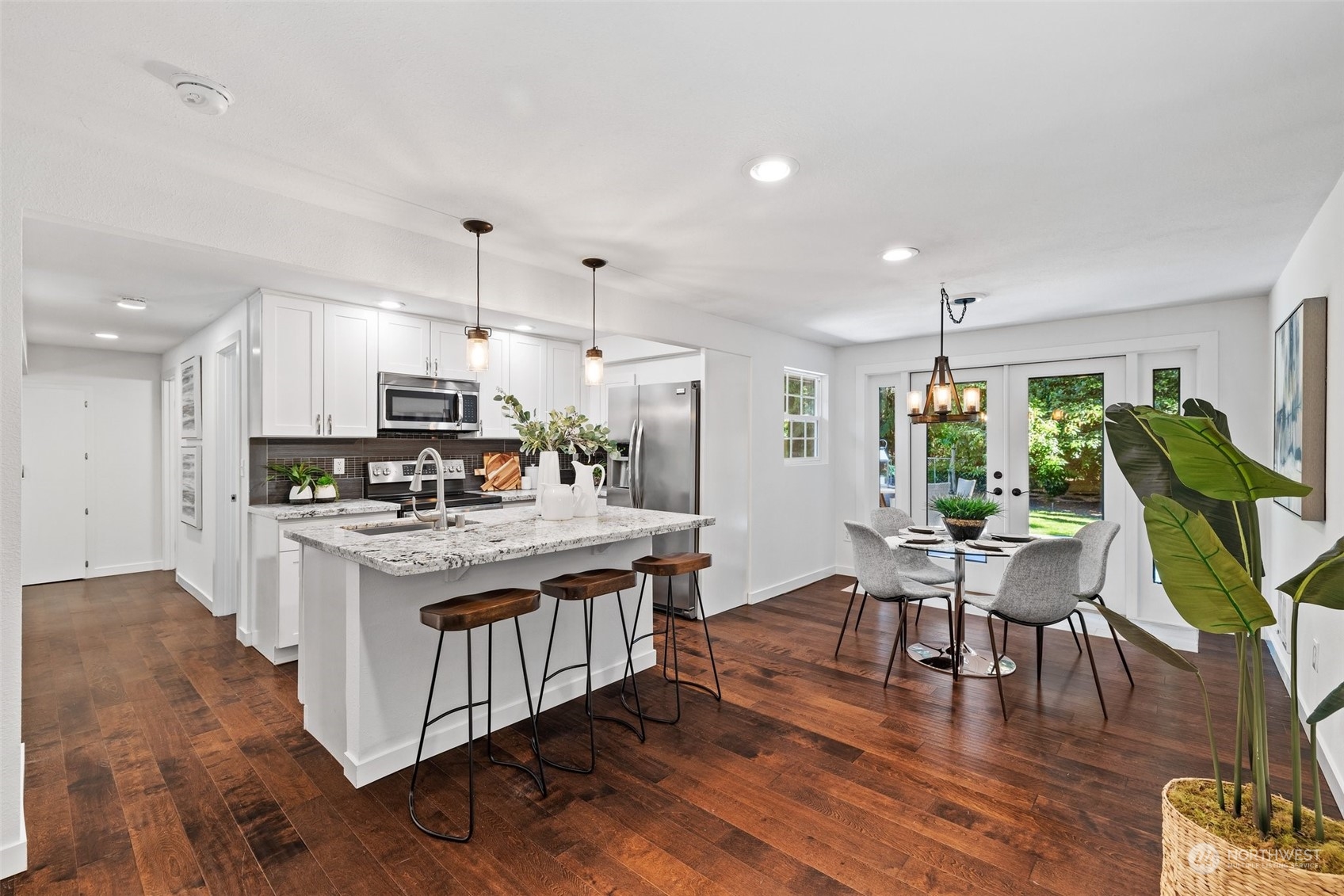 20624 Marine View Drive SW